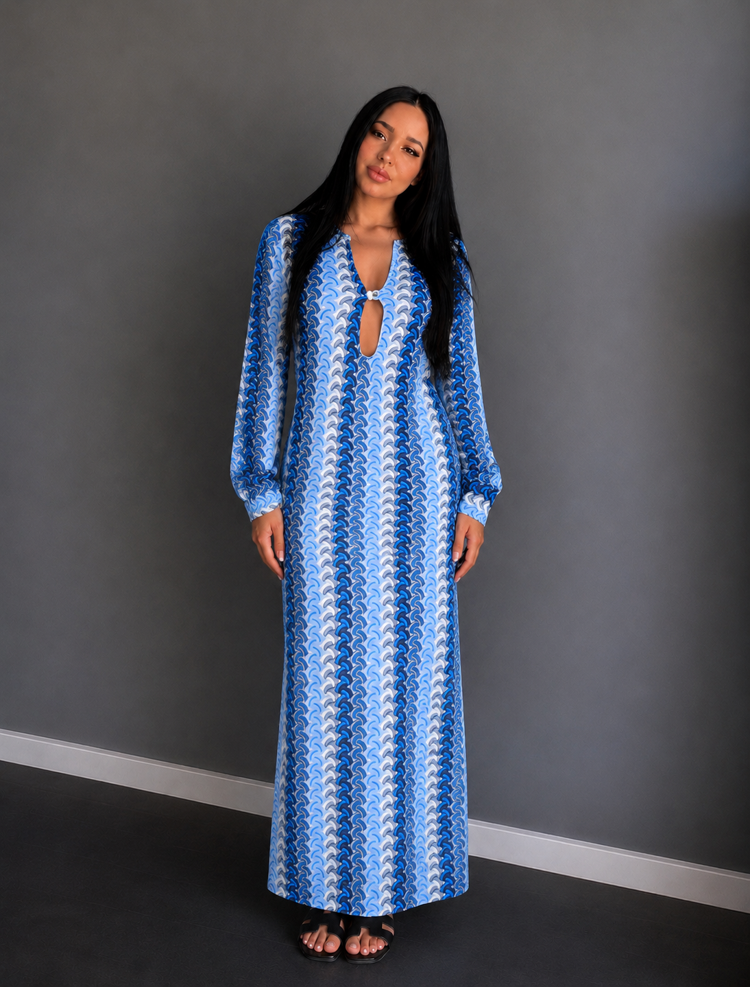 Robe Amira